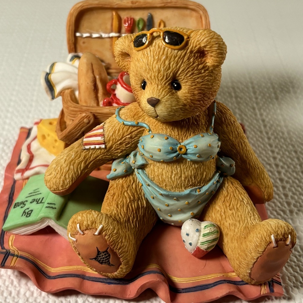 “I’m your bathing beauty”, Cherished Teddies Reg.7D0/087